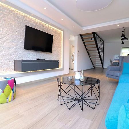 Brand New Apartment In 马林斯卡 外观 照片