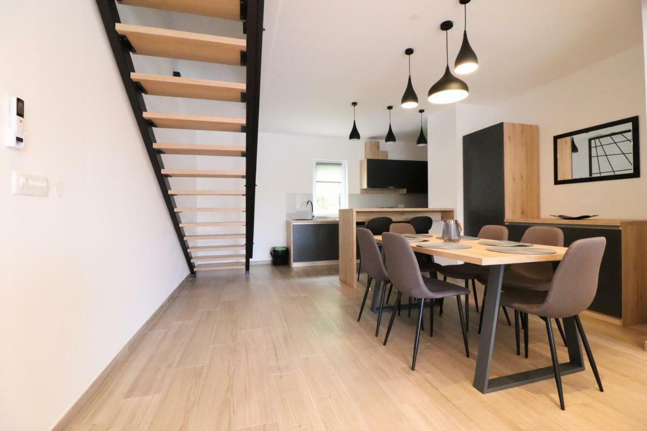 Brand New Apartment In 马林斯卡 外观 照片